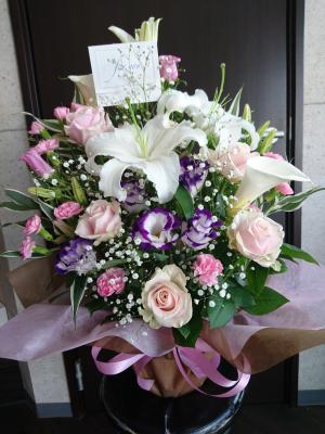 北海道釧路市の花屋 Flower House ハナミズキ をご紹介 フラワーギフトはプロのお花屋さんにおまかせ フジテレビフラワーネット