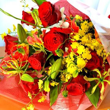  メモリアル ブーケ RedAnniversary （バラの花束）レッド系 誕生日、結婚記念日、お祝い、送別、発表会、敬老の日