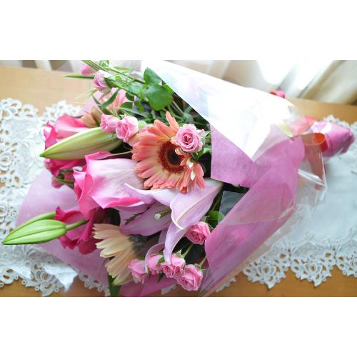 プチ贅沢なブーケ　SilentPink　（バラとユリの花束）ピンク系　誕生日、結婚記念日、お祝い、敬老の日3