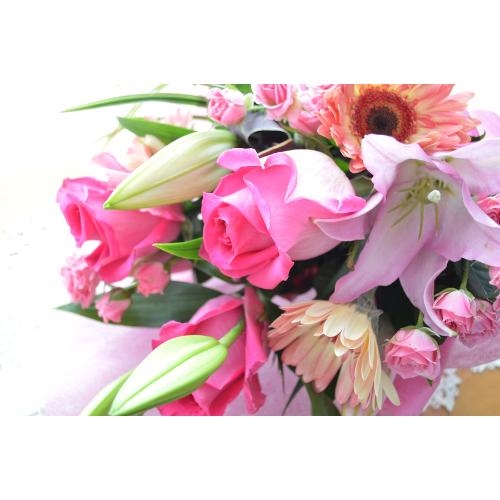 プチ贅沢なブーケ　SilentPink　（バラとユリの花束）ピンク系　誕生日、結婚記念日、お祝い、敬老の日5