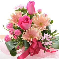 キュートなアレンジメント　PinkSun　（バラとガーベラのフラワーアレンジメント）ピンク系　お誕生日、結婚金日、お祝い、敬老の日