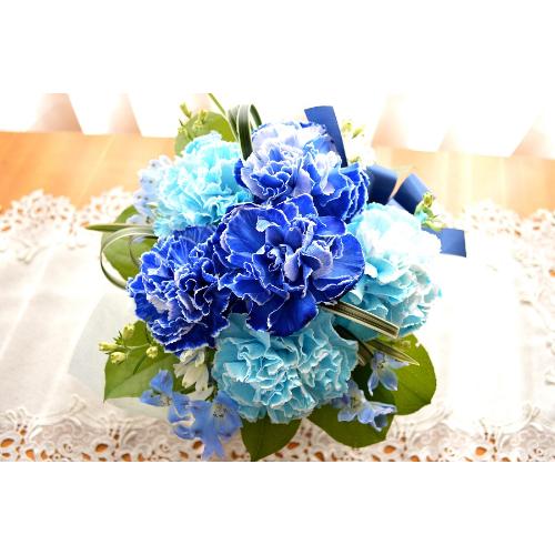 キュートなアレンジ　BlueSky　（バラとガーベラのフラワーアレンジメント）ブルー系　誕生日、結婚記念日、お祝い、敬老の日3