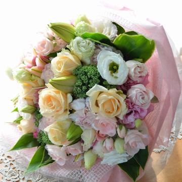  メモリアル ブーケ ＰａｓｔｅｌSelect （バラとトルコキキョウの花束） ピンク系 誕生日・結婚記念日・送別・お祝い・発表会・結婚祝い