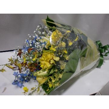 ＜フジテレビフラワーネット＞ 黄色のバラ、デルフィニュームの花束