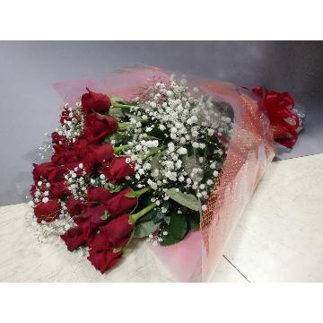 ＜フジテレビフラワーネット＞ 赤バラとカスミソウの花束