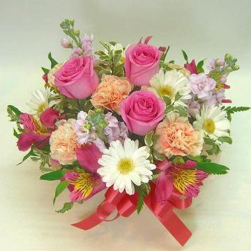 ＜フジテレビフラワーネット＞ ★ピンクバラの豪華な花束★いい夫婦の日・結婚記念日・誕生日・出演祝いなど・・・大阪市阿倍野区からお届けします