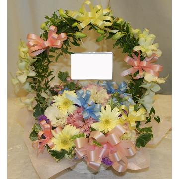 ＜フジテレビフラワーネット＞ 360℃どこから見てもかわいい豪華なアレンジ♪