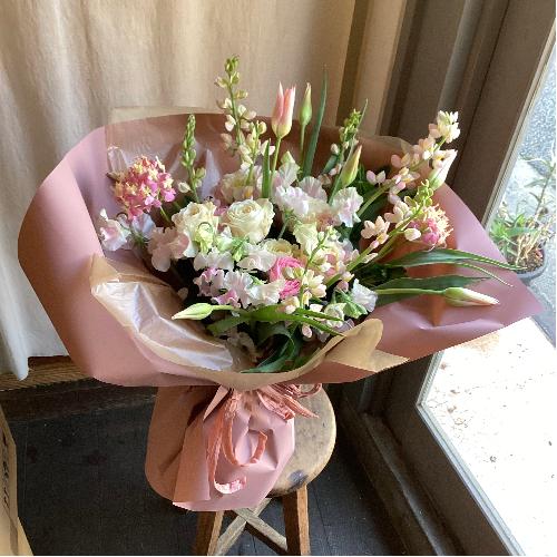 �D�����𑩂˂��A�s���N�̃i�`�������u�[�P