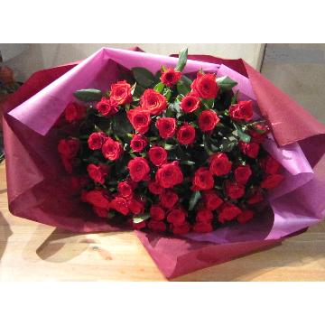 ＜フジテレビフラワーネット＞ Le jardan des roses 赤い薔薇の咲き誇る庭画像