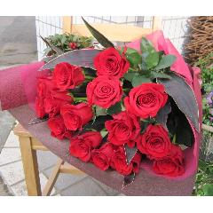 Femton　（フェムトン）　赤バラ15本の花束