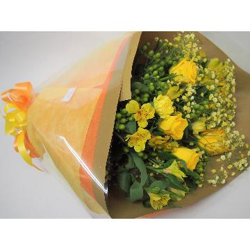 ＜フジテレビフラワーネット＞ バラとアルストロメリアの黄色い花束