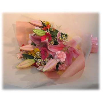 ＜フジテレビフラワーネット＞ 可愛いピンク系の花束