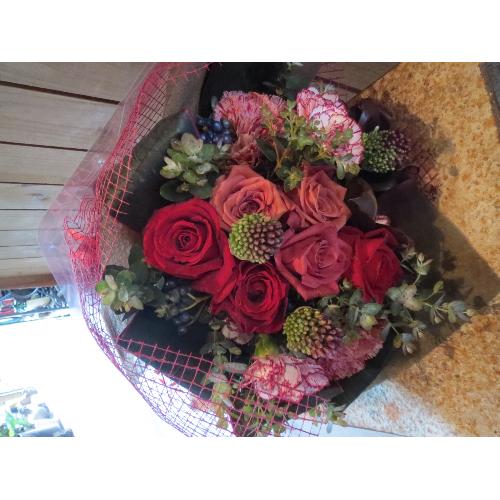 �ԃo���ƃJ�[�l�[�V�����̃V�b�N�ȃ��E���h�ԑ��S�O�O�O5