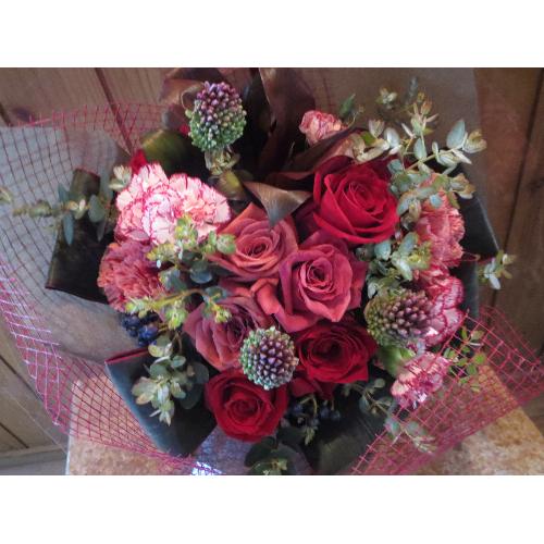 �ԃo���ƃJ�[�l�[�V�����̃V�b�N�ȃ��E���h�ԑ��S�O�O�O6