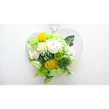 ＜フジテレビフラワーネット＞ 50輪のバラ☆シャボンフラワーハートBOX/LEDライト付き
