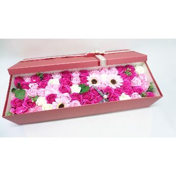 ＜フジテレビフラワーネット＞ 50輪のバラ☆シャボンフラワーハートBOX/LEDライト付き