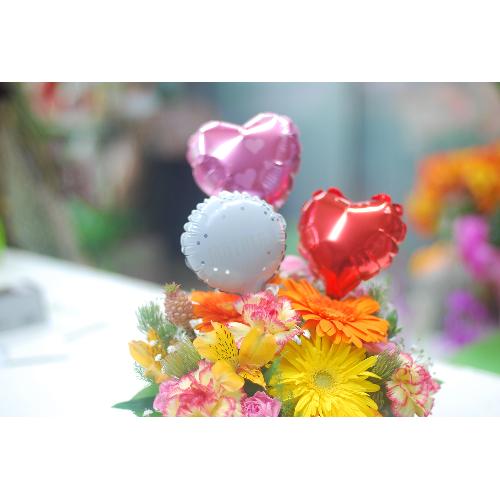 �J�[�l�[�V��������A�����W�����g3