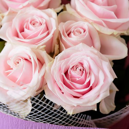 ピンクのバラのシンプルな花束3