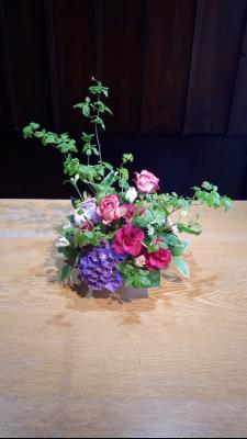 新潟県新潟市 西区の花屋 鈴木生花店 をご紹介 フラワーギフトはプロのお花屋さんにおまかせ フジテレビフラワーネット