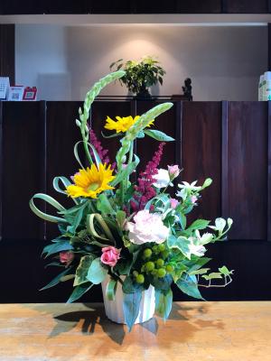 新潟県新潟市 西区の花屋 鈴木生花店 をご紹介 フラワーギフトはプロのお花屋さんにおまかせ フジテレビフラワーネット