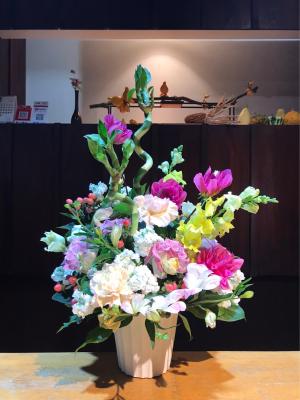 新潟県新潟市 西区の花屋 鈴木生花店 をご紹介 フラワーギフトはプロのお花屋さんにおまかせ フジテレビフラワーネット