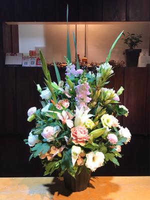 新潟県新潟市 西区の花屋 鈴木生花店 をご紹介 フラワーギフトはプロのお花屋さんにおまかせ フジテレビフラワーネット