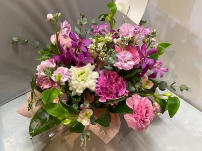 東京都東久留米市の花屋 花裕 有 小裕 をご紹介 フラワーギフトはプロのお花屋さんにおまかせ フジテレビフラワーネット