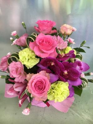 東京都武蔵村山市の花屋 フラワーショップみねぎし をご紹介 フラワーギフトはプロのお花屋さんにおまかせ フジテレビフラワーネット 東京都武蔵村山市の花屋 フラワーショップみねぎし をご紹介 フラワーギフトはプロのお花屋さんにおまかせ フジテレビフラワーネット