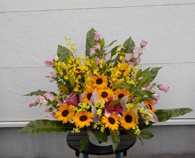 千葉県千葉市 中央区の花屋 ふるかわ花店 をご紹介 フラワーギフトはプロのお花屋さんにおまかせ フジテレビフラワーネット 千葉県千葉市 中央区の花屋 ふるかわ花店 をご紹介 フラワーギフトはプロのお花屋さんにおまかせ フジテレビフラワーネット