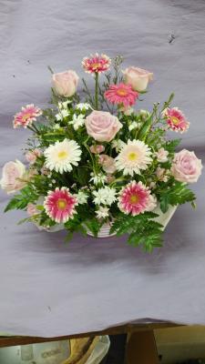 埼玉県比企郡 小川町の花屋 フラワーショップタカイチ をご紹介 フラワーギフトはプロのお花屋さんにおまかせ フジテレビフラワーネット