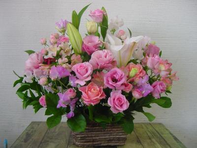 神奈川県座間市の花屋 花メッセージ をご紹介 フラワーギフトはプロのお花屋さんにおまかせ フジテレビフラワーネット 神奈川県座間市の花屋 花メッセージ をご紹介 フラワーギフトはプロのお花屋さんにおまかせ フジテレビフラワーネット