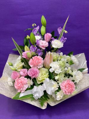 神奈川県横須賀市の花屋 ワイ フローリスト をご紹介 フラワーギフトはプロのお花屋さんにおまかせ フジテレビフラワーネット