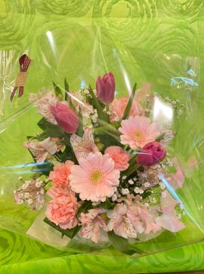 神奈川県藤沢市の花屋 ｏｋｏ ｆｌｏｗｅｒ ｍａｒｋｅｔ をご紹介 フラワーギフトはプロのお花屋さんにおまかせ フジテレビフラワーネット