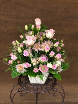 愛知県蒲郡市の花屋 有 花木土 をご紹介 フラワーギフトはプロのお花屋さんにおまかせ フジテレビフラワーネット 愛知県蒲郡市の花屋 有 花木土 をご紹介 フラワーギフトはプロのお花屋さんにおまかせ フジテレビフラワーネット