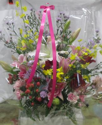 愛知県岩倉市の花屋 有 フローリスト花とよ をご紹介 フラワーギフトはプロのお花屋さんにおまかせ フジテレビフラワーネット