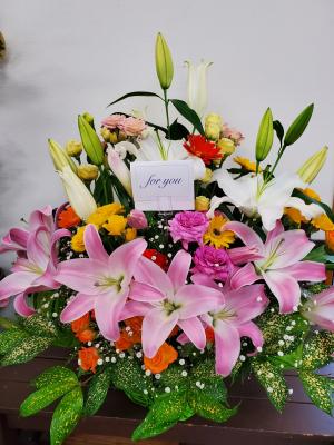 愛知県稲沢市の花屋 綿忠フラワーセンター をご紹介 フラワーギフトはプロのお花屋さんにおまかせ フジテレビフラワーネット