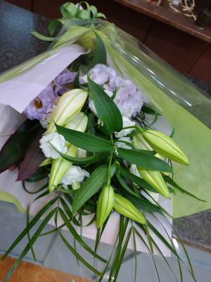 福岡県福岡市 西区の花屋 株 花かず をご紹介 フラワーギフトはプロのお花屋さんにおまかせ フジテレビフラワーネット