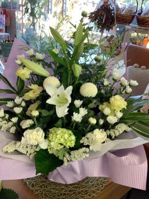 熊本県八代市の花屋 お花畑 ぺんぎんや をご紹介 フラワーギフトはプロのお花屋さんにおまかせ フジテレビフラワーネット