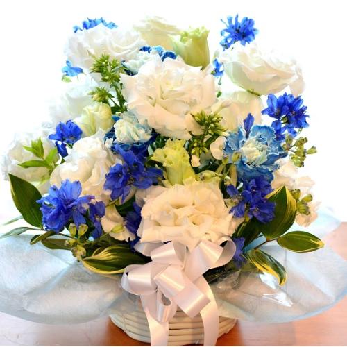 お供え用 アレンジメント 青い鳥 トルコキキョウのフラワーアレンジメント 白系 お供え お悔やみ お盆 お彼岸 命日 法事 枕花 お通夜 告別式 花屋 株 川田生花店 のオリジナル商品 フラワーギフトはプロのお花屋さんにおまかせ フジテレビフラワー お供え用 アレンジメント 青い鳥 トルコキキョウのフラワーアレンジメント 白系 お供え お悔やみ お盆 お彼岸 命日 法事 枕花 お通夜 告別式 花屋 株 川田生花店 のオリジナル商品 フラワーギフトはプロのお花屋さんにおまかせ フジテレビフラワー