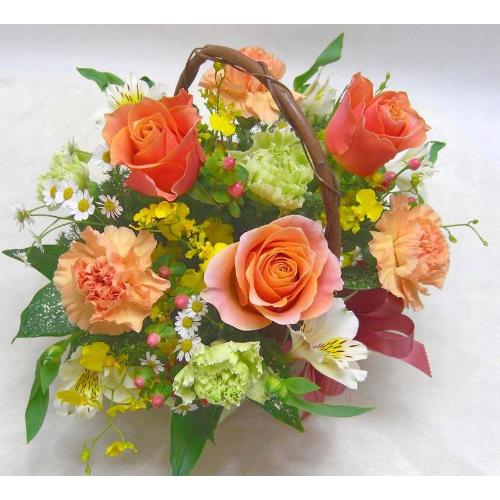 オレンジ薔薇とカーネーションのアレンジ 誕生日 恋人の日 結婚記念日 送別 大阪市阿倍野区からお届けします 花屋 グリーン メルヘン のオリジナル商品 フラワーギフトはプロのお花屋さんにおまかせ フジテレビフラワーネット