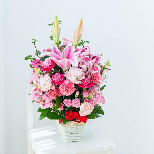 ユリとランのゴージャスアレンジメント」| 花屋「フィオリスタ ぴあに