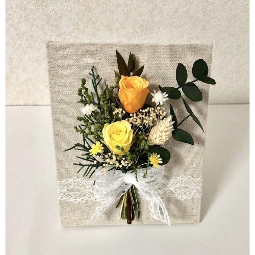 プリザーブドフラワー フラットフレームミニ花束黄色 花屋 Apertio Floris アペルティオーフローリス のオリジナル商品 フラワー ギフトはプロのお花屋さんにおまかせ フジテレビフラワーネット プリザーブドフラワー フラットフレームミニ花束黄色 花屋 Apertio Floris アペルティオーフローリス のオリジナル商品 フラワー ギフトはプロのお花屋さんにおまかせ フジテレビフラワーネット