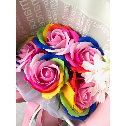 シャボンフラワー レインボーローズブーケ 花屋 ｋａｚｕ のオリジナル商品 フラワーギフトはプロのお花屋さんにおまかせ フジテレビフラワーネット