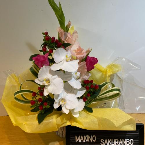 薔薇と胡蝶蘭のフラワーアレンジメント 限定1点限り | スタンド花