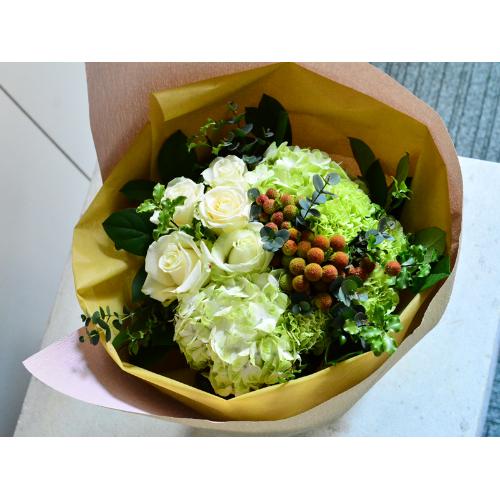 アンティーク 白グリーンのブーケ 花屋 有 花萌 のオリジナル商品 フラワーギフトはプロのお花屋さんにおまかせ フジテレビフラワーネット アンティーク 白グリーンのブーケ 花屋 有 花萌 のオリジナル商品 フラワーギフトはプロのお花屋さんにおまかせ フジテレビフラワーネット