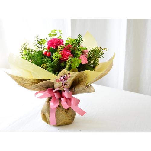 バロックゴールドとローズピンクの組み合わせ 花屋 有 花萌 のオリジナル商品 フラワーギフトはプロのお花屋 さんにおまかせ フジテレビフラワーネット バロックゴールドとローズピンクの組み合わせ 花屋 有 花萌 のオリジナル商品 フラワーギフトはプロのお花屋 さんにおまかせ フジテレビフラワーネット