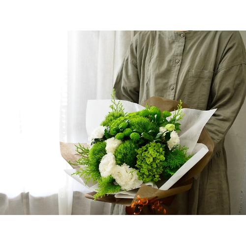 Gabriella様ご検討用＊春色カラーのブーケ＊お花・グリーンイメージ