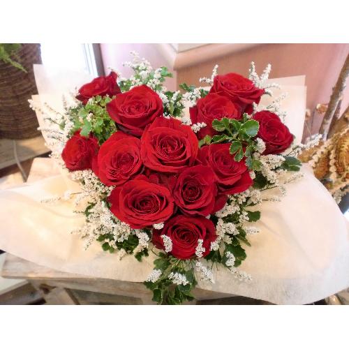 花言葉 愛情 情熱 赤バラ ハート アレンジ花 花屋 flower shop 花物語 のオリジナル商品 フラワーギフトはプロのお花屋さんにおまかせ フジテレビフラワーネット 花言葉 愛情 情熱 赤バラ ハート アレンジ花 花屋 flower shop 花物語 のオリジナル商品 フラワーギフトはプロのお花屋さんにおまかせ フジテレビフラワーネット