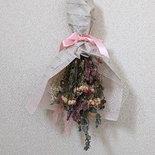 ドライフラワースワッグ 花屋 フラワーショップおおき のオリジナル商品 フラワーギフトはプロのお花屋さんにおまかせ フジテレビフラワーネット