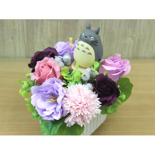 トトロのピクニック 紫 ケース付」| 花屋「フローリスト萬」の